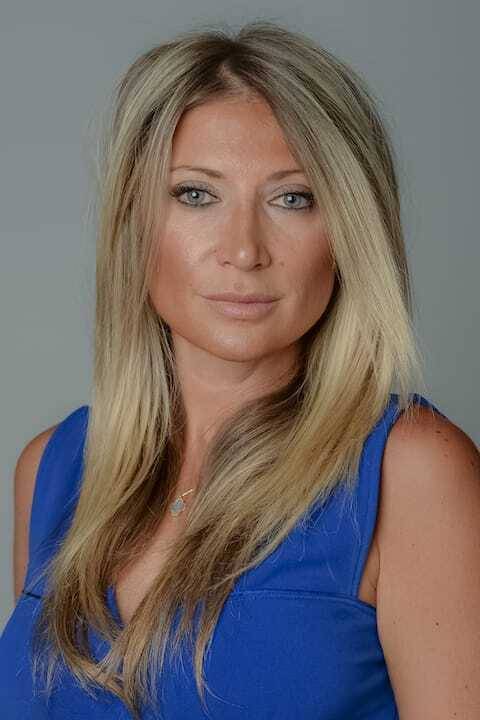 Karolina Sutherland Photo