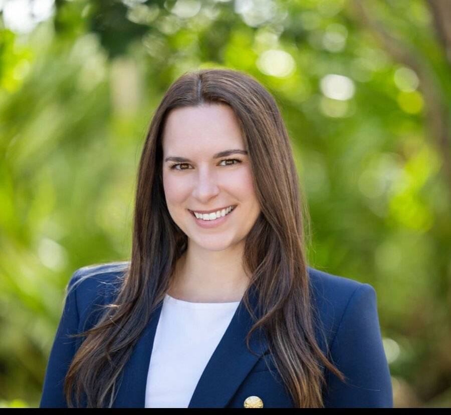 Savannah Bennett Photo